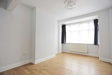 Hampton Road, Ilford, IG1, Image 6