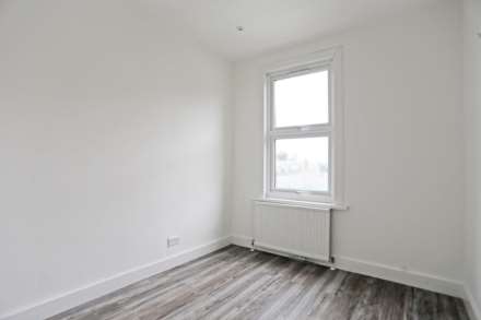 Browning Road, Manor Park, London, E12, Image 8