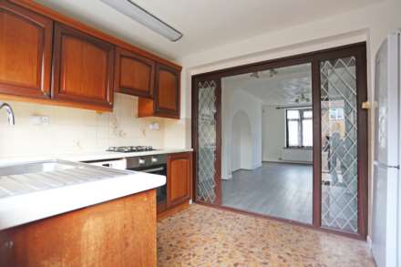 Arden Crescent, Dagenham, RM9, Image 2