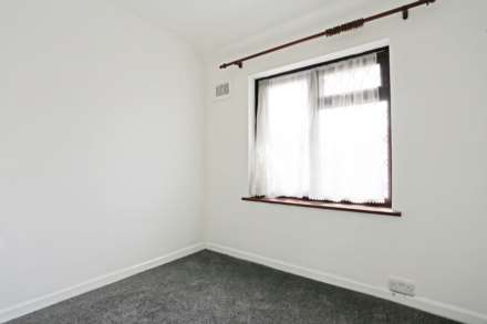 Arden Crescent, Dagenham, RM9, Image 8