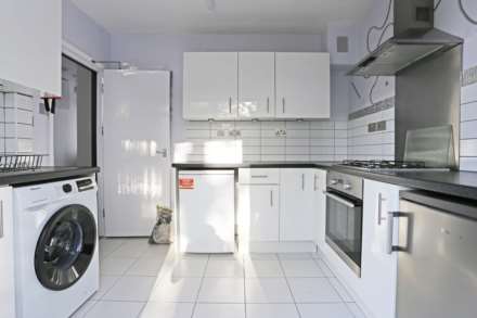 Shortcrofts Rd, Dagenham, RM9, Image 3