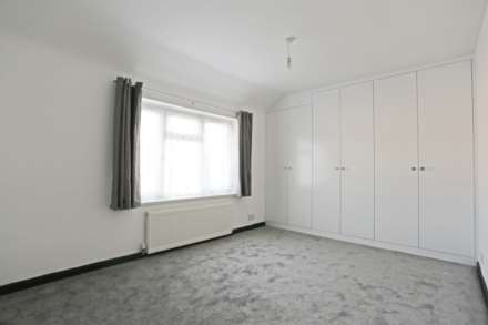 Shortcrofts Rd, Dagenham, RM9, Image 5