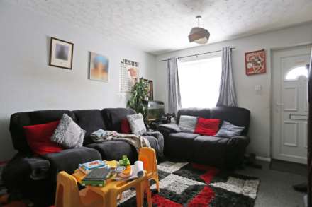 Blossom Close, Dagenham, RM9, Image 4