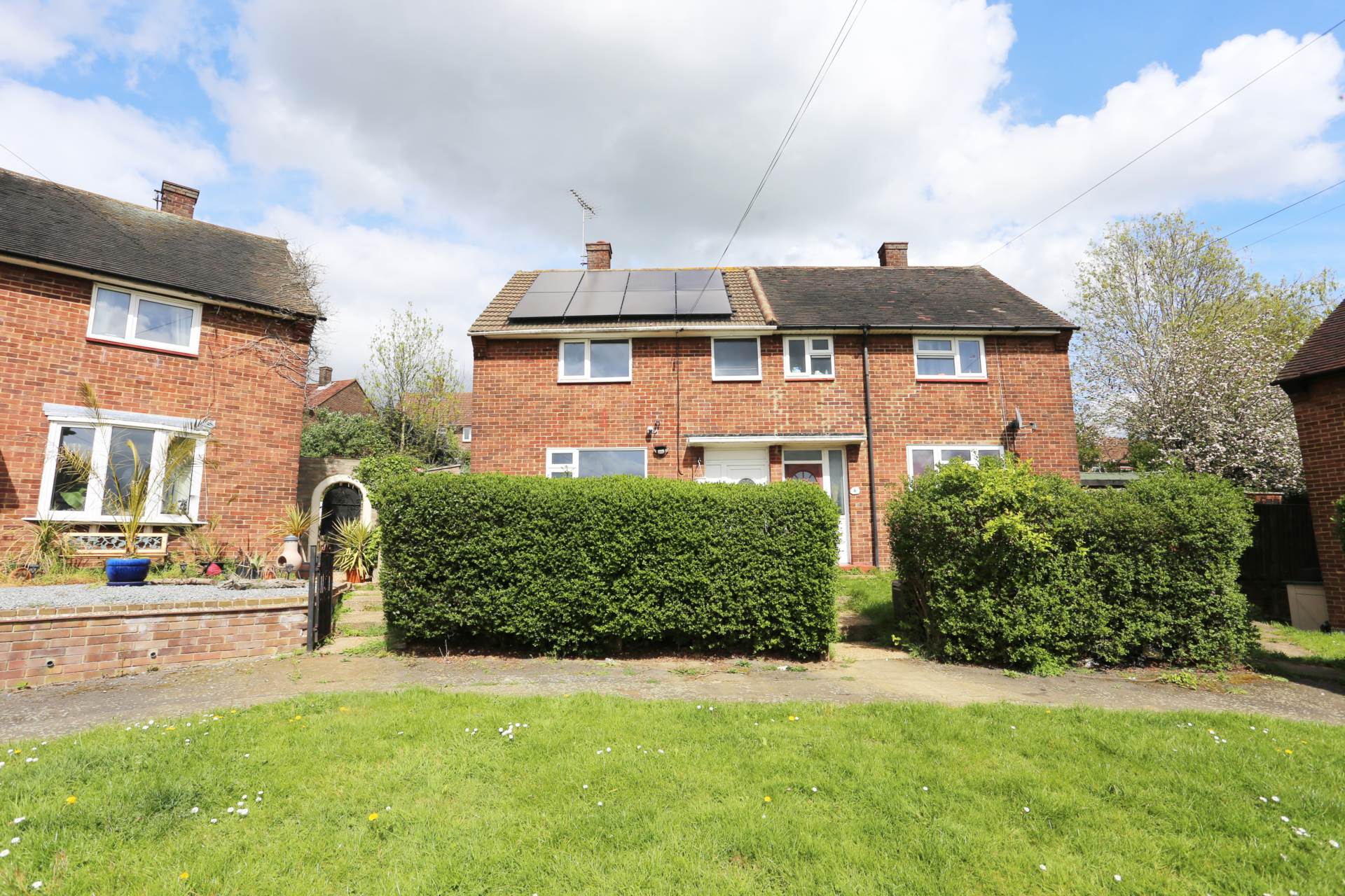 Dudley Gardens, Romford, RM3, Image 1