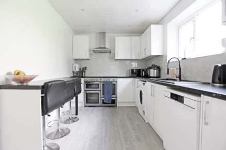 Dudley Gardens, Romford, RM3, Image 2