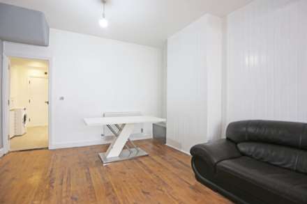 Kingston Road, Ilford, IG1, Image 6