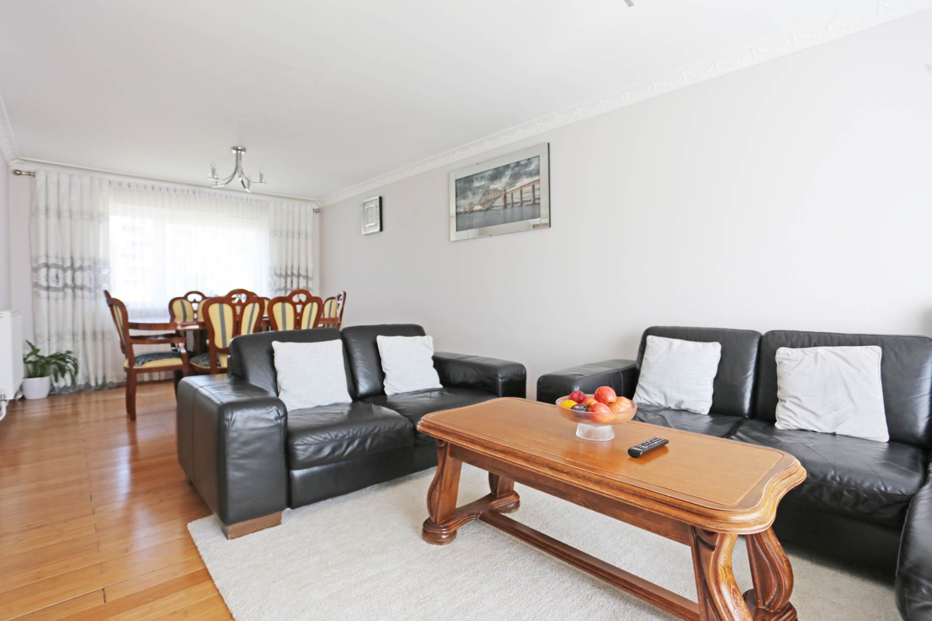 Vicarage Road, Dagenham, RM10, Image 2