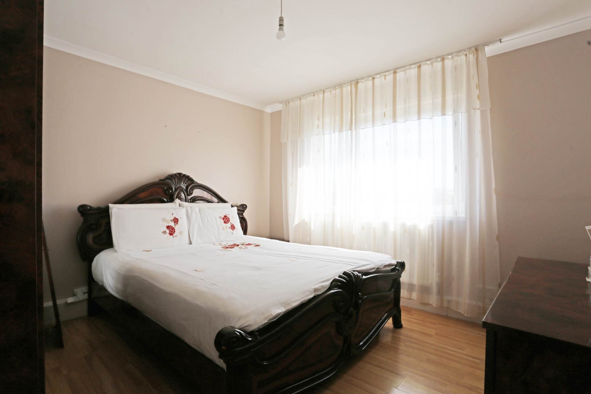 Vicarage Road, Dagenham, RM10, Image 7