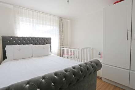 Vicarage Road, Dagenham, RM10, Image 6