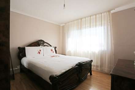 Vicarage Road, Dagenham, RM10, Image 7