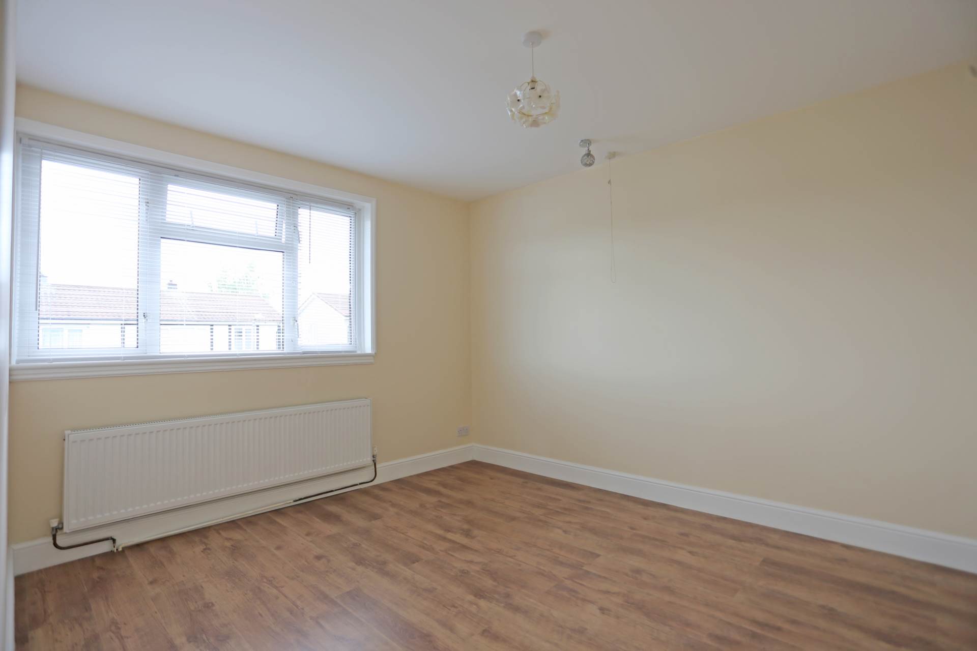 Harvey Gardens, Loughton, Image 11