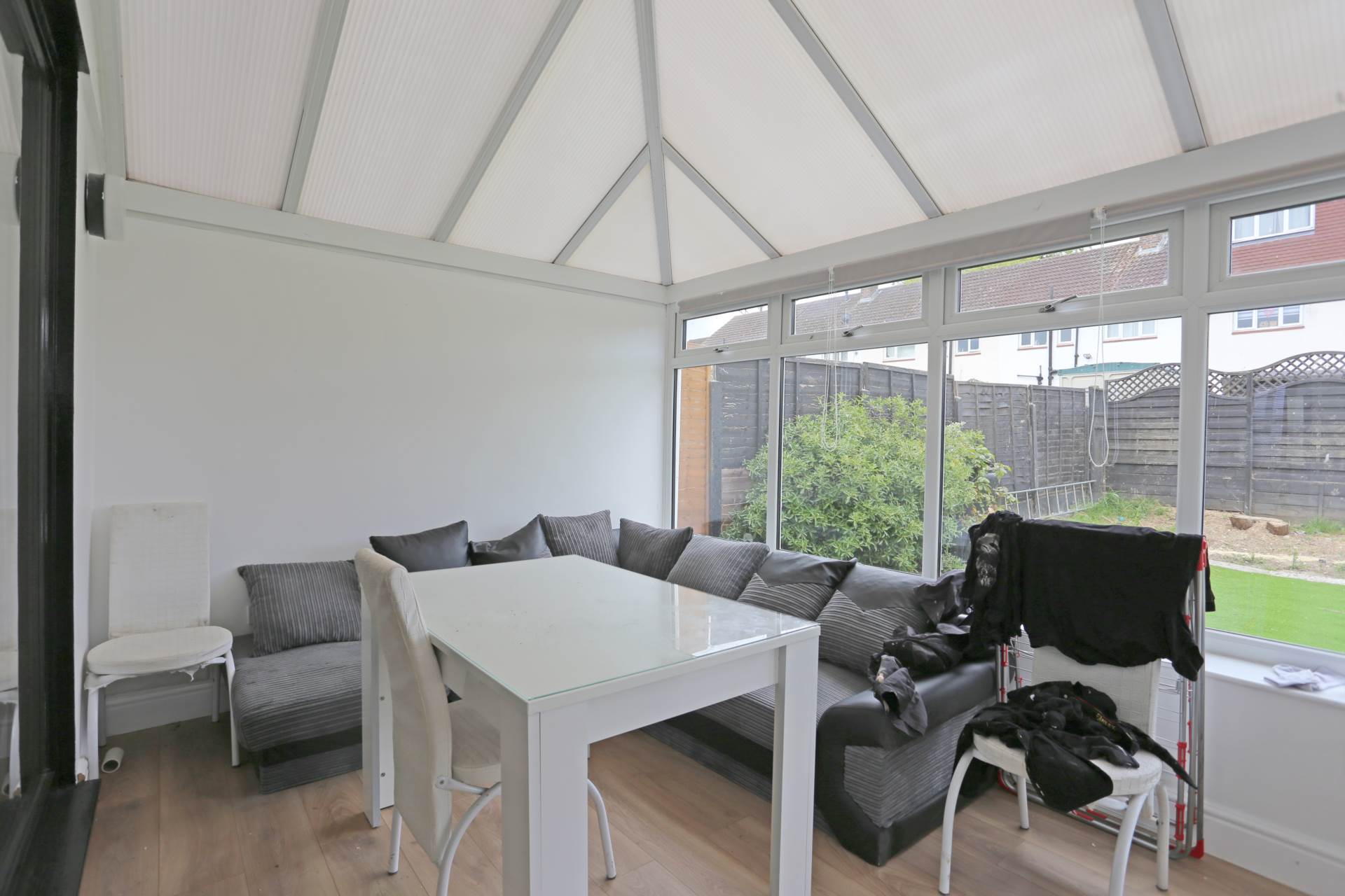 Harvey Gardens, Loughton, Image 8