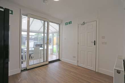 Harvey Gardens, Loughton, Image 7