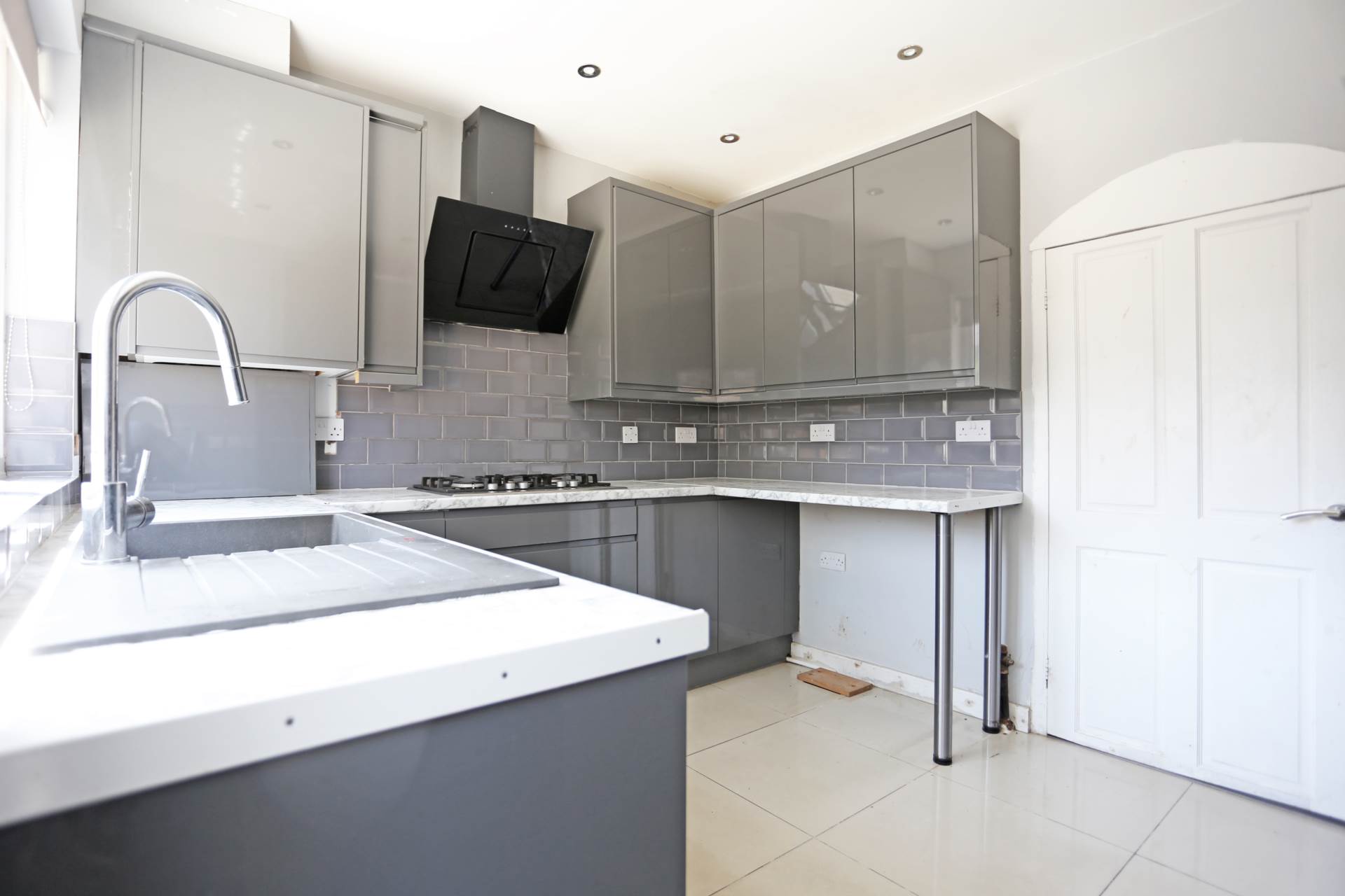 Kingsmill Road, Dagenham, RM9, Image 2