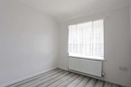 Kingsmill Road, Dagenham, RM9, Image 9