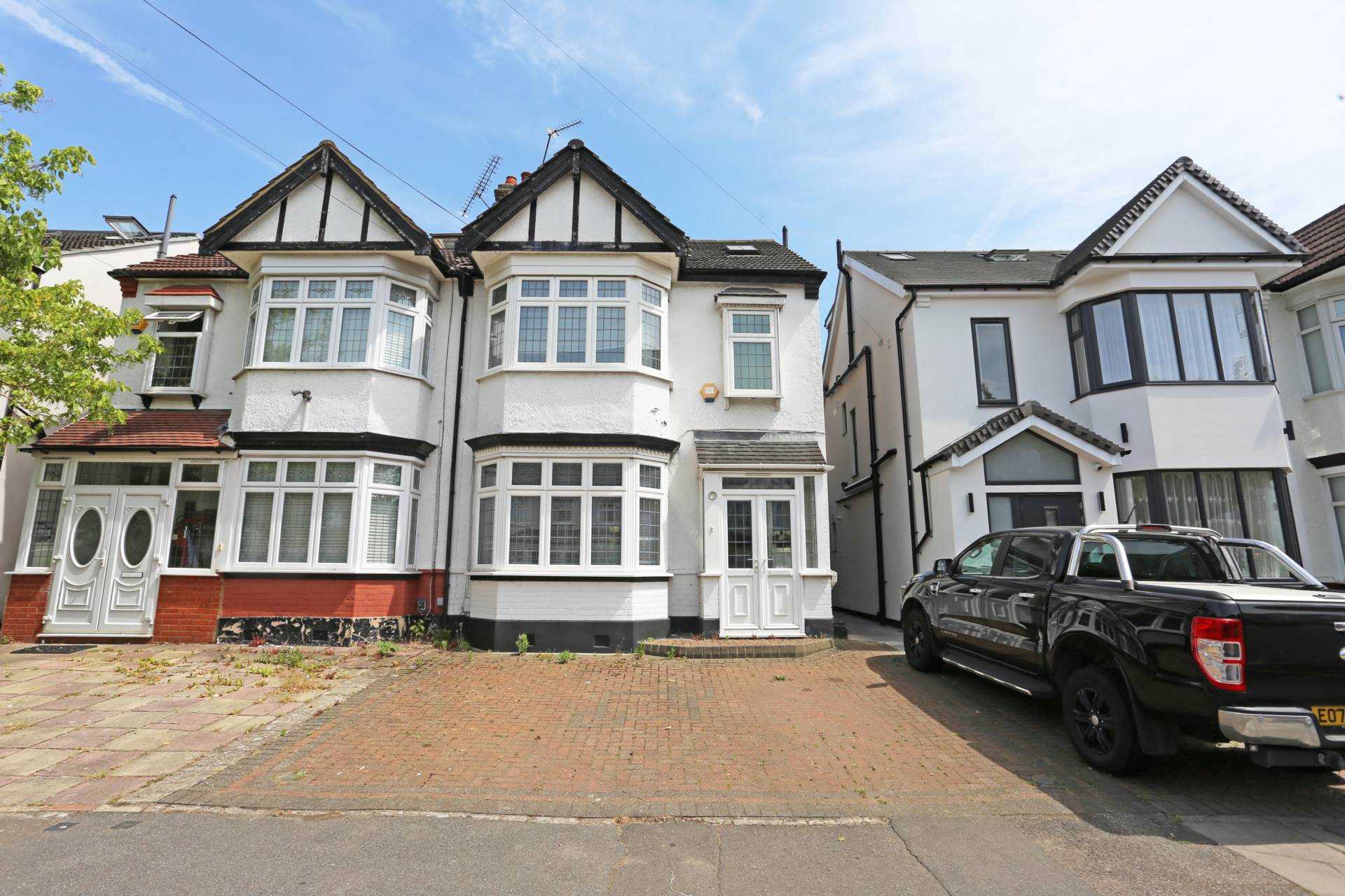 The Crescent, Ilford, Gants Hill, IG2, Image 1