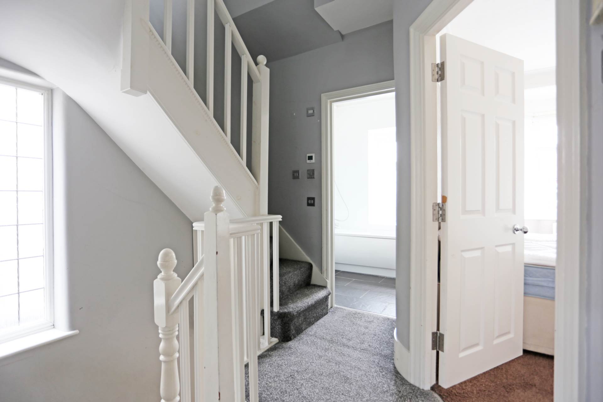 The Crescent, Ilford, Gants Hill, IG2, Image 13