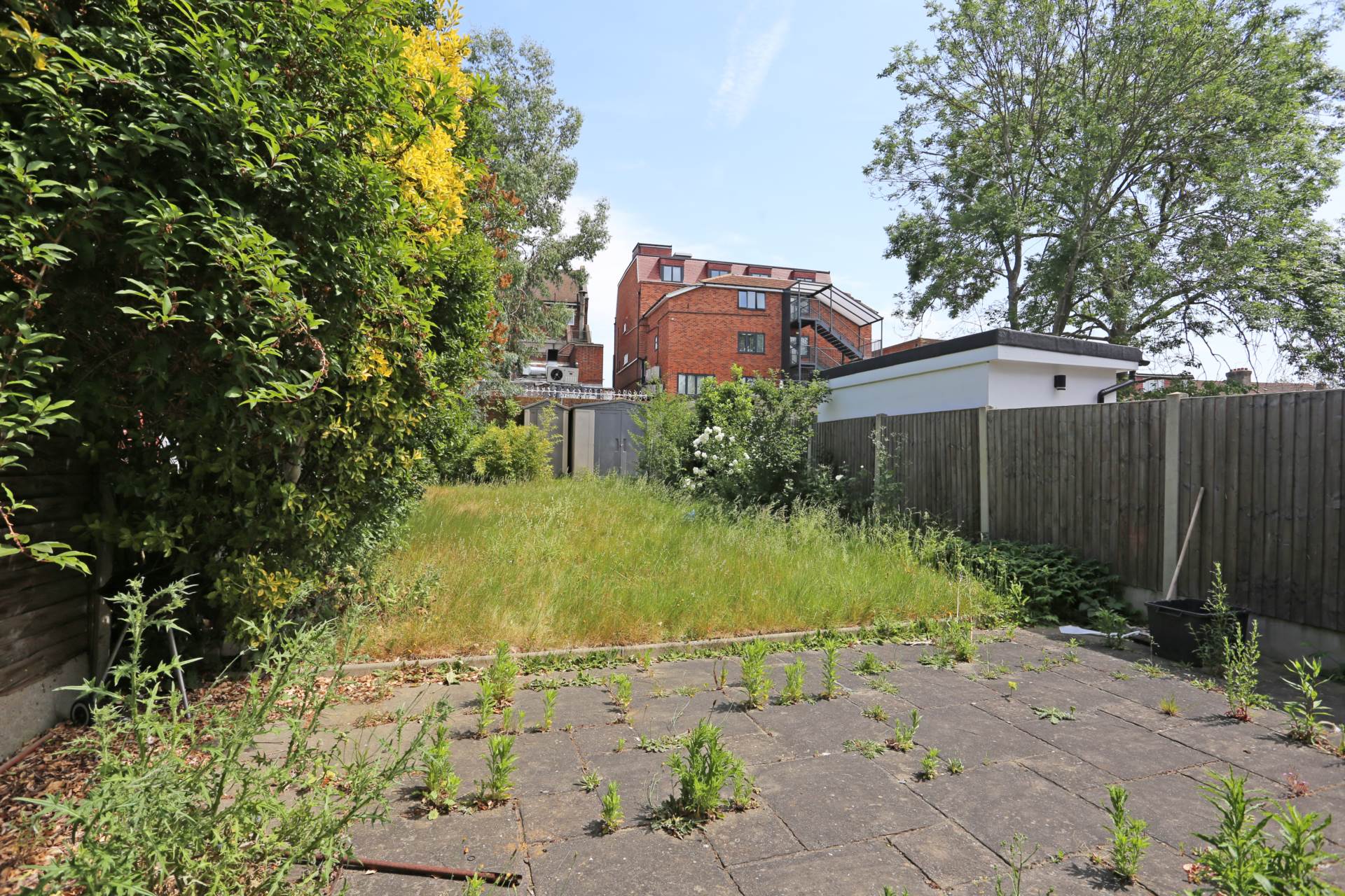 The Crescent, Ilford, Gants Hill, IG2, Image 17