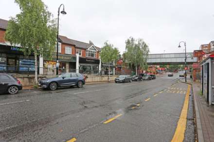 Station Parade, London, Wanstead, E11, Image 14