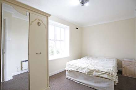 Albert Road, Ilford, IG1, Image 4