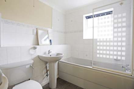Albert Road, Ilford, IG1, Image 5