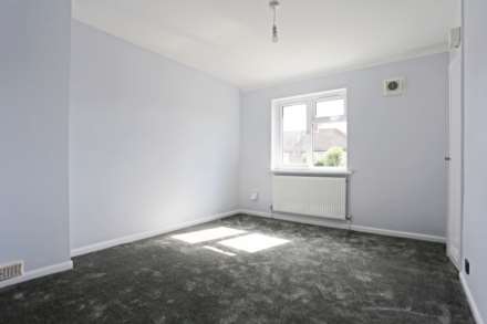 Vincent Road, Dagenham, RM9, Image 8