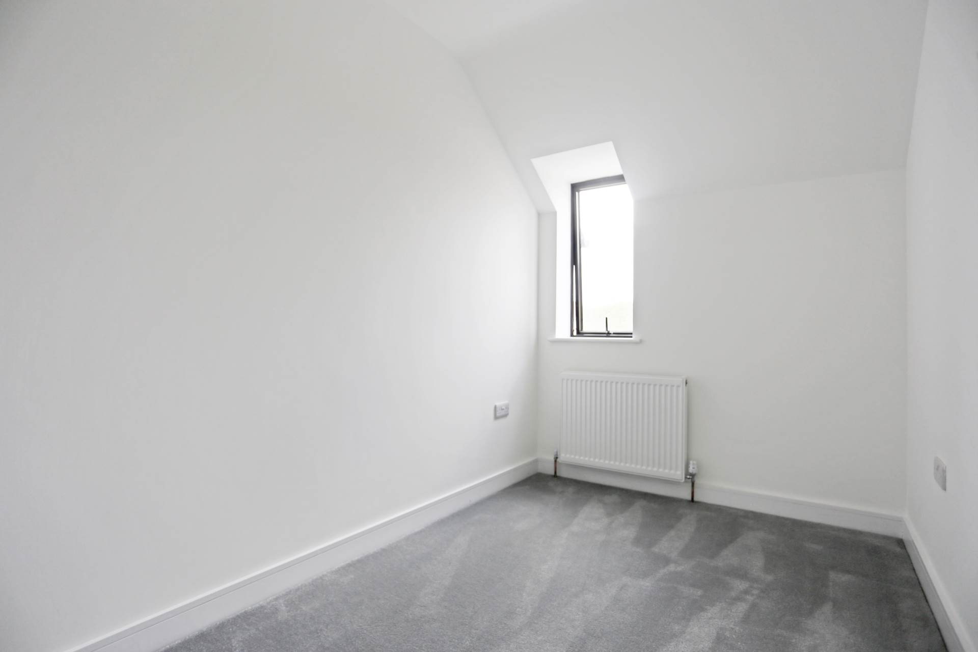 Edmund Road, Rainham, RM13, Image 14