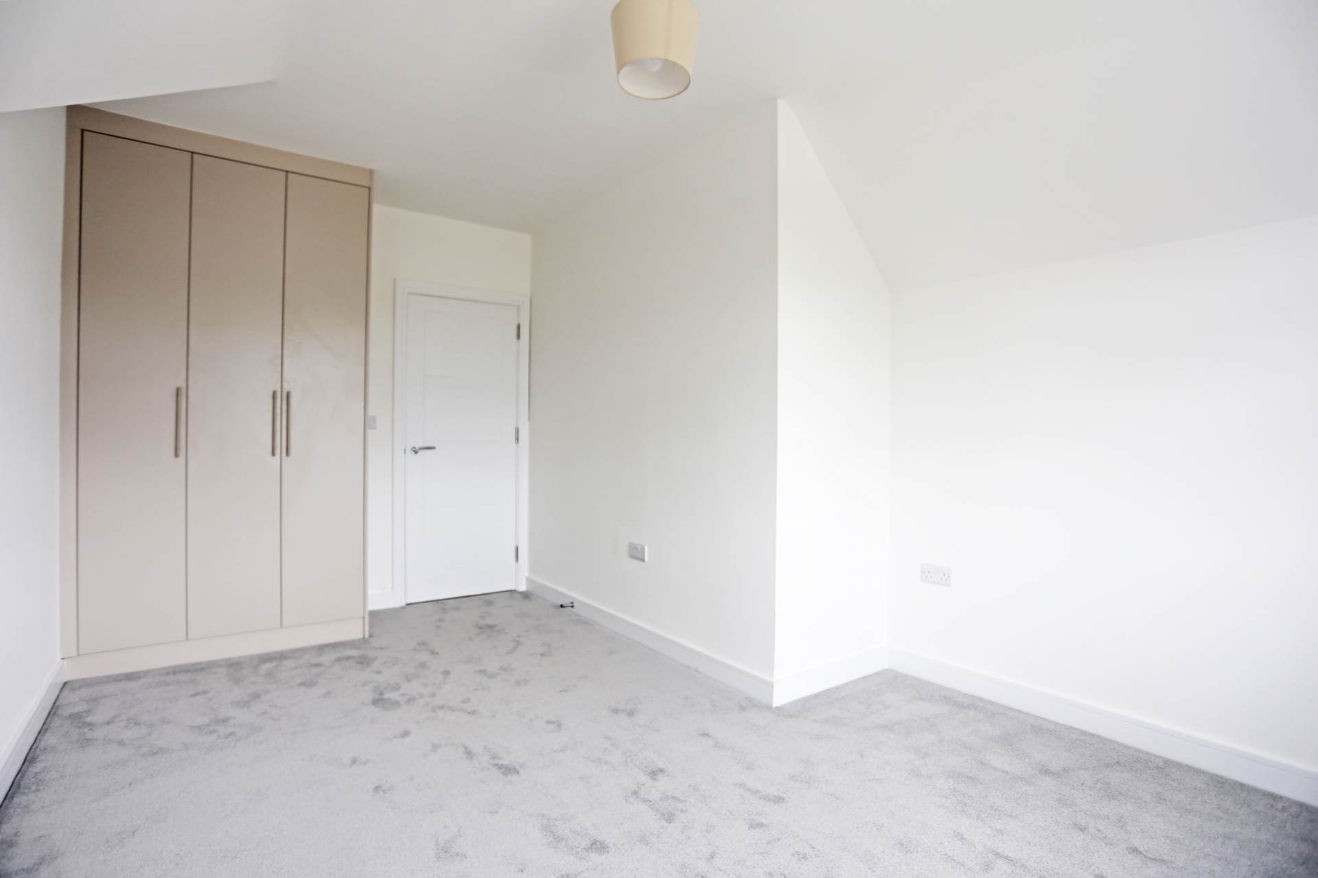 Edmund Road, Rainham, RM13, Image 11