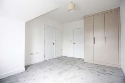 Edmund Road, Rainham, RM13, Image 8
