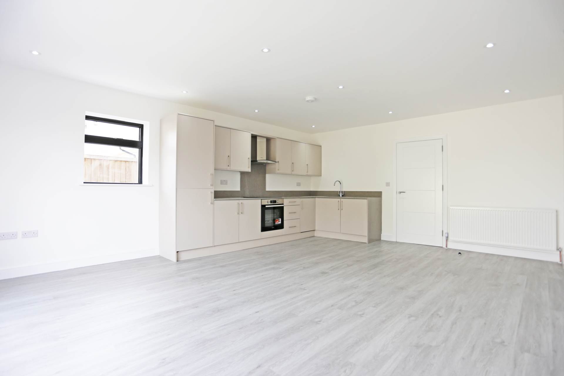 Edmund Road, Rainham,RM13, Image 1