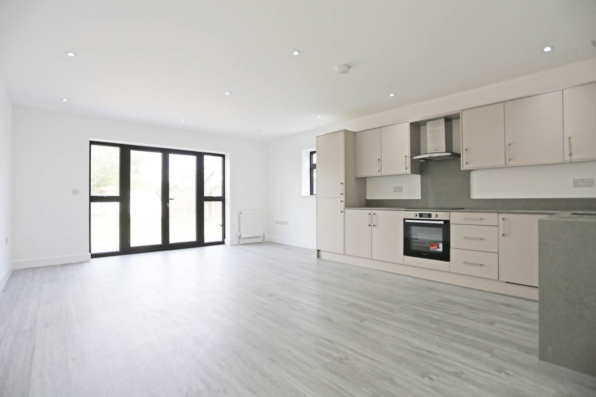 Edmund Road, Rainham,RM13, Image 2