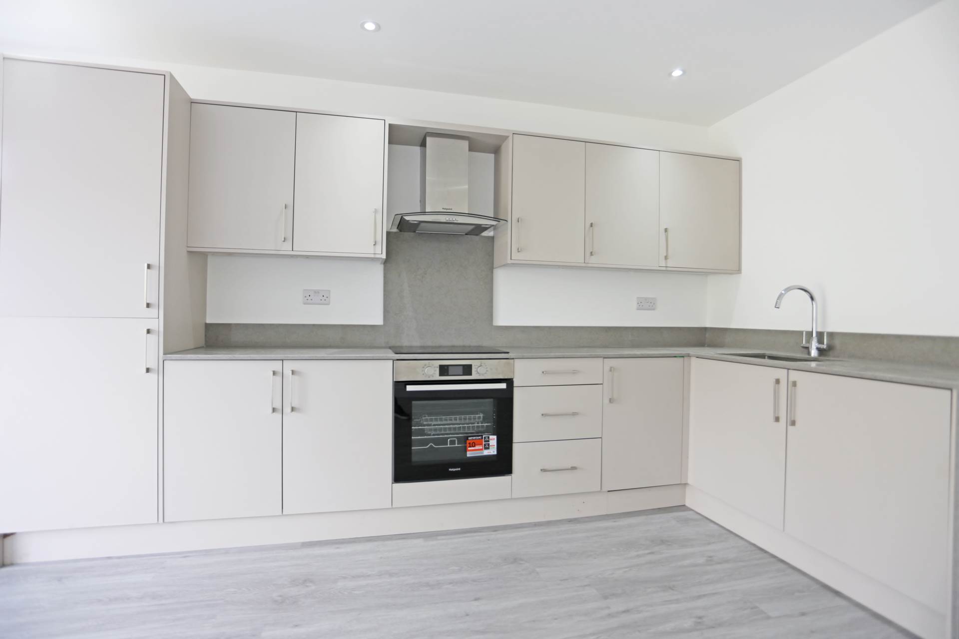 Edmund Road, Rainham,RM13, Image 3