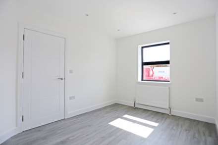 Edmund Road, Rainham,RM13, Image 4