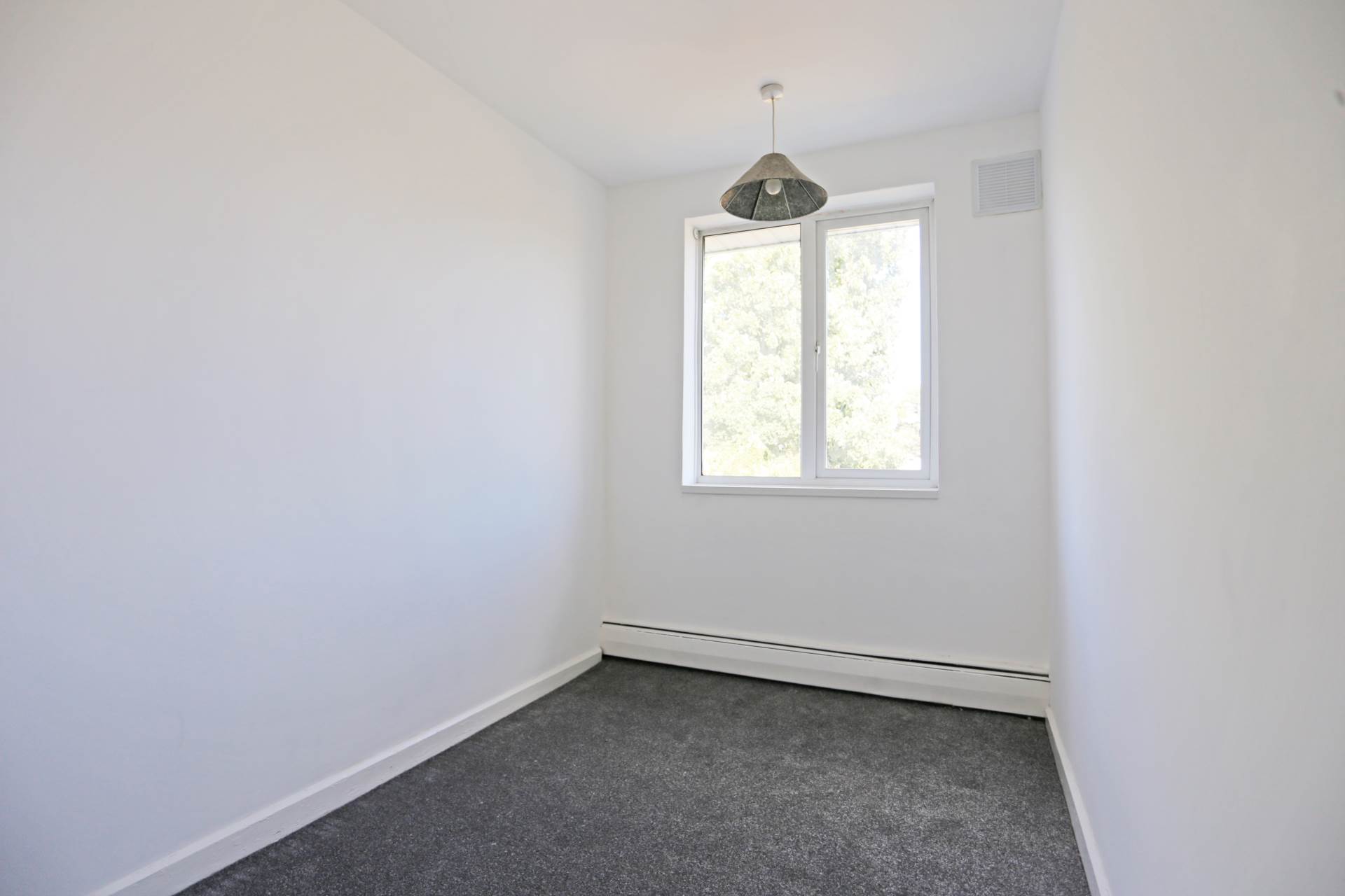 Crown Road, Barkingside, Ilford, IG6, Image 10