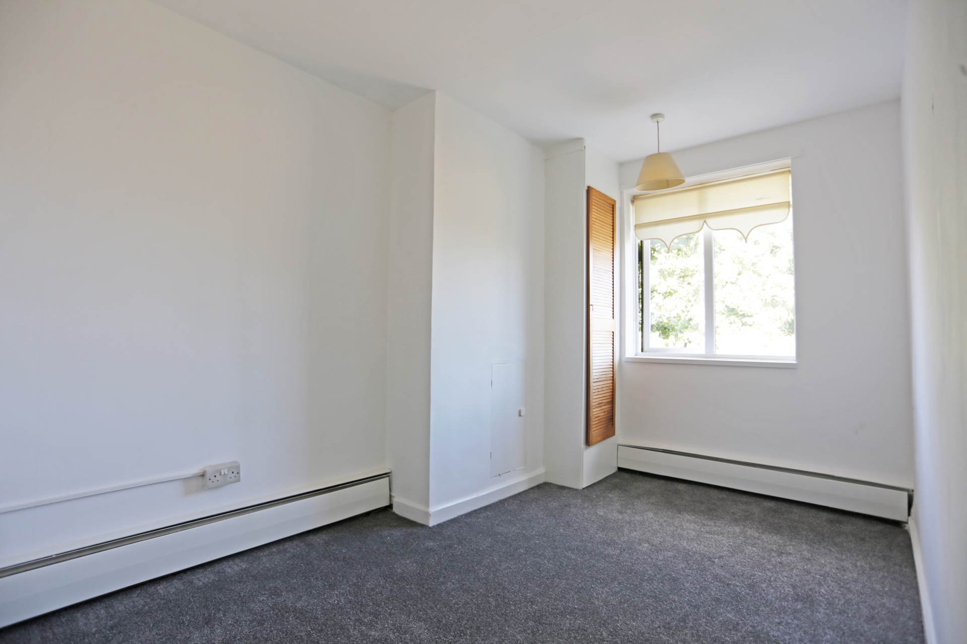 Crown Road, Barkingside, Ilford, IG6, Image 9