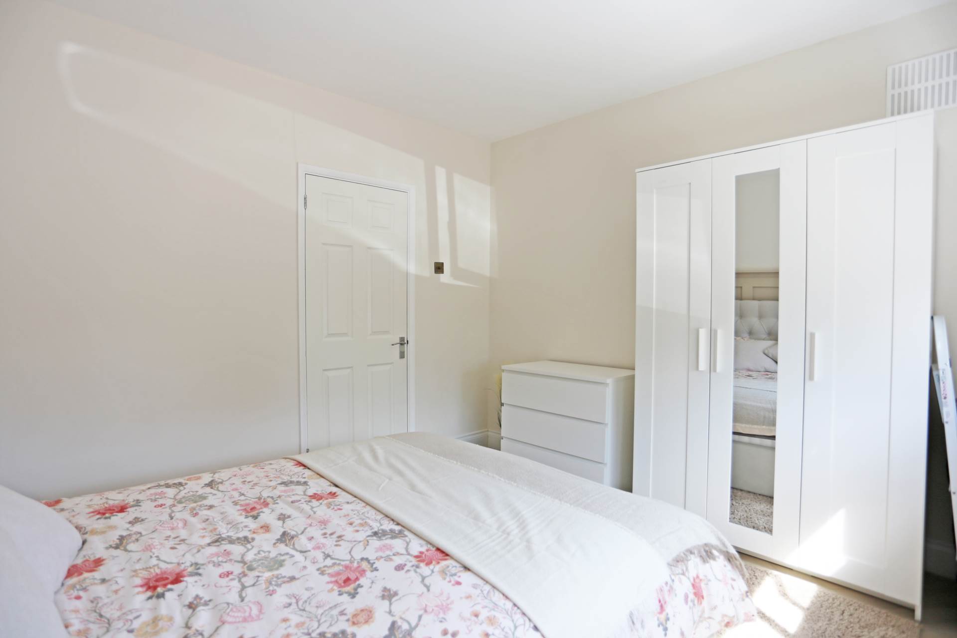 Millbrook Gardens, Chadwell Heath, Romford, RM6, Image 2