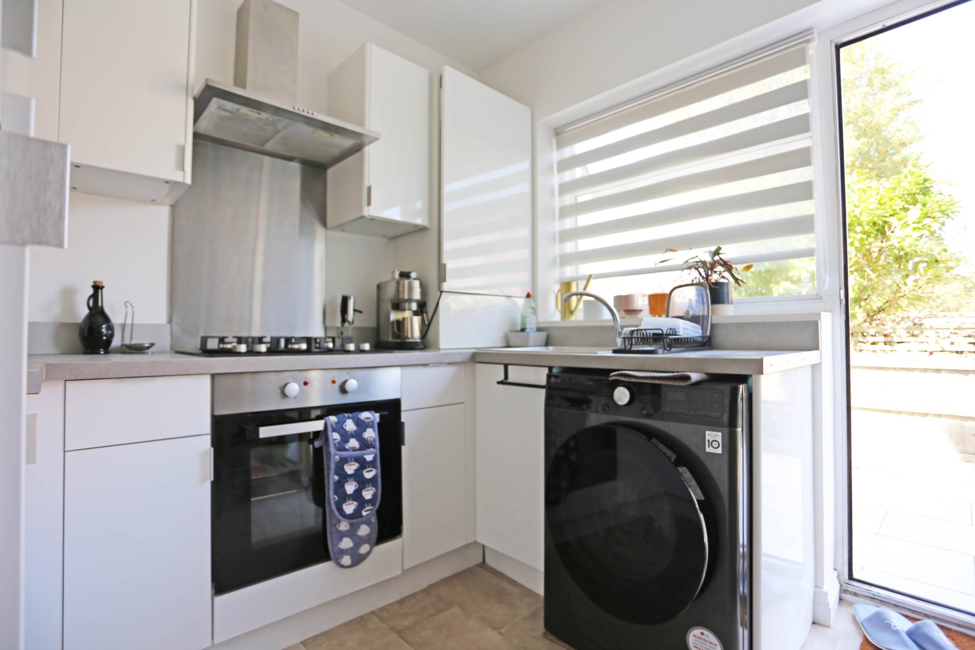 Millbrook Gardens, Chadwell Heath, Romford, RM6, Image 3