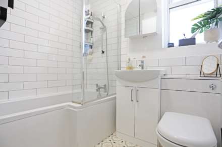Millbrook Gardens, Chadwell Heath, Romford, RM6, Image 4