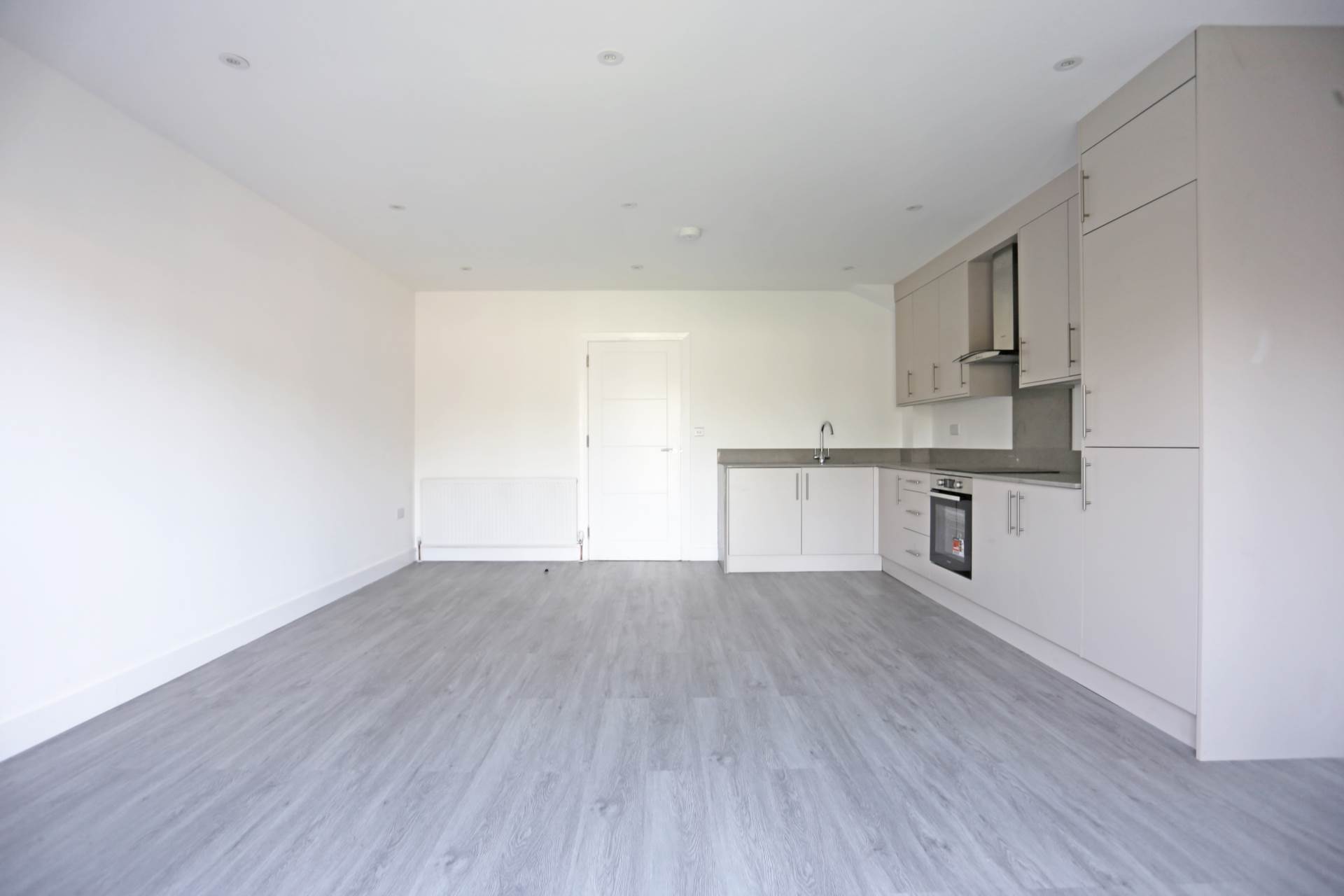 Edmund Road, Rainham, RM13, Image 4