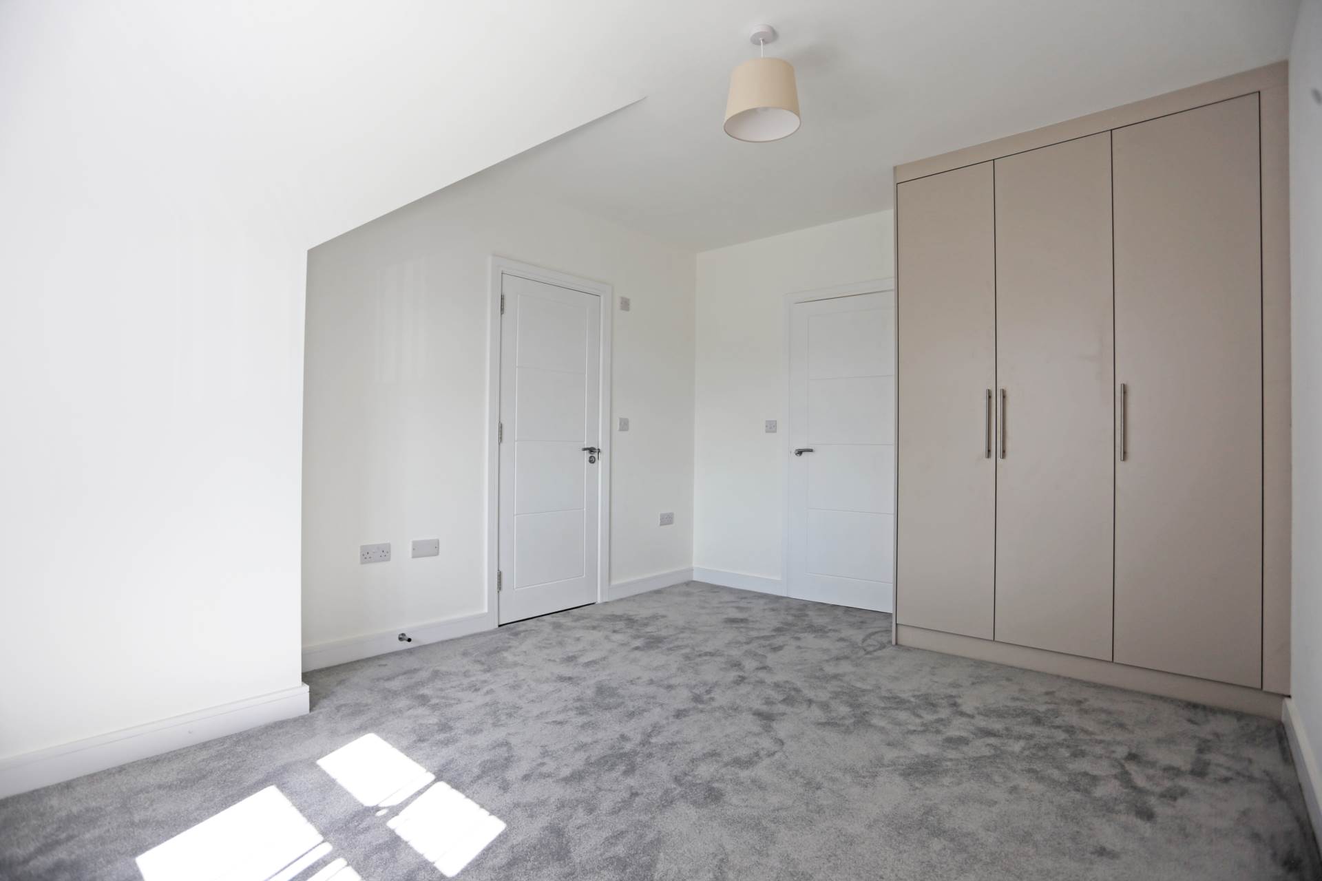 Edmund Road, Rainham, RM13, Image 8