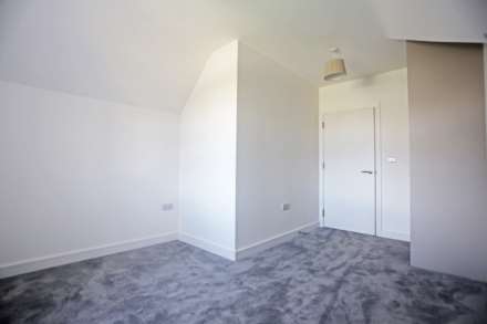 Edmund Road, Rainham, RM13, Image 11