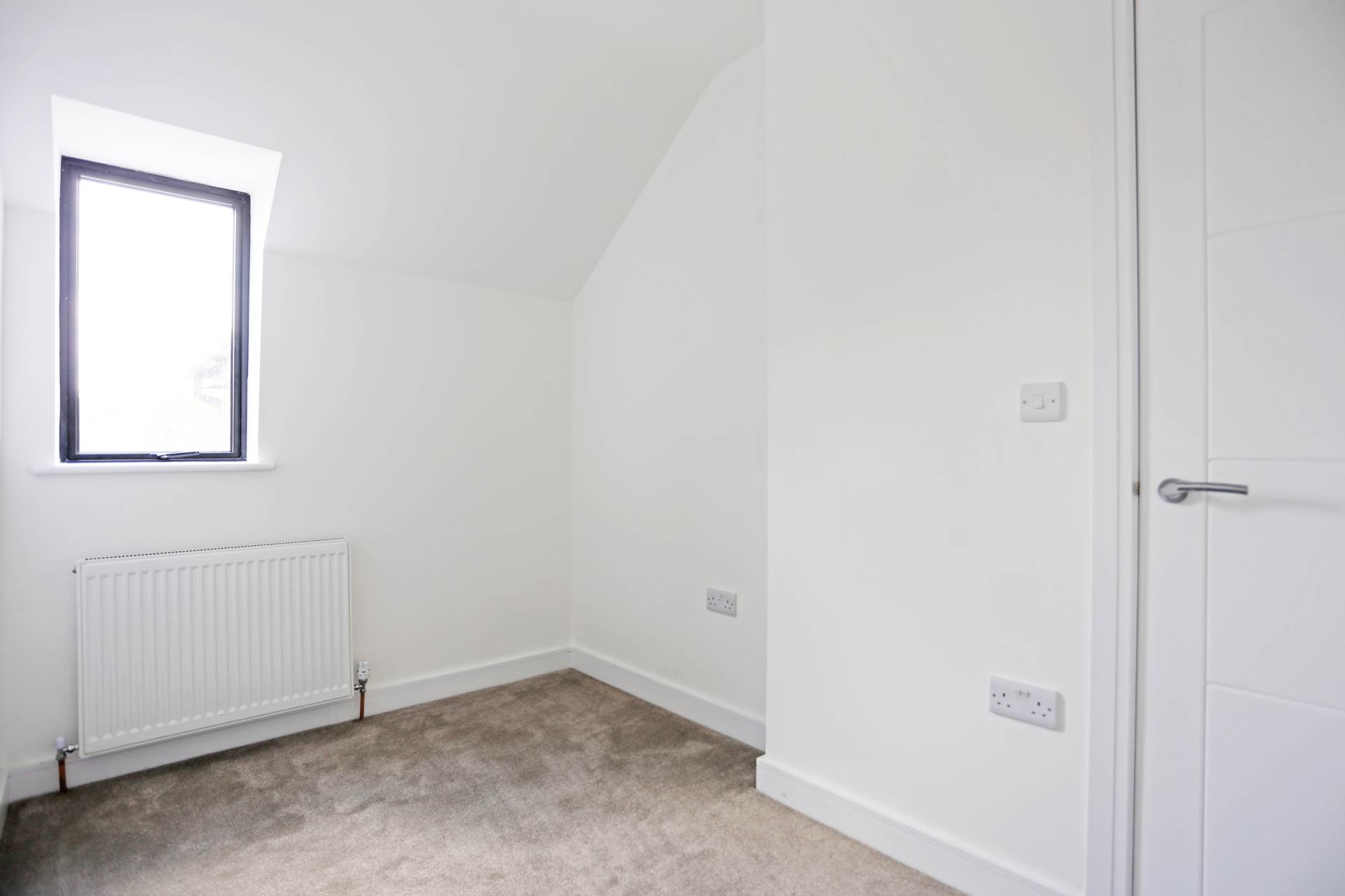 Edmund Road, Rainham, RM13, Image 12