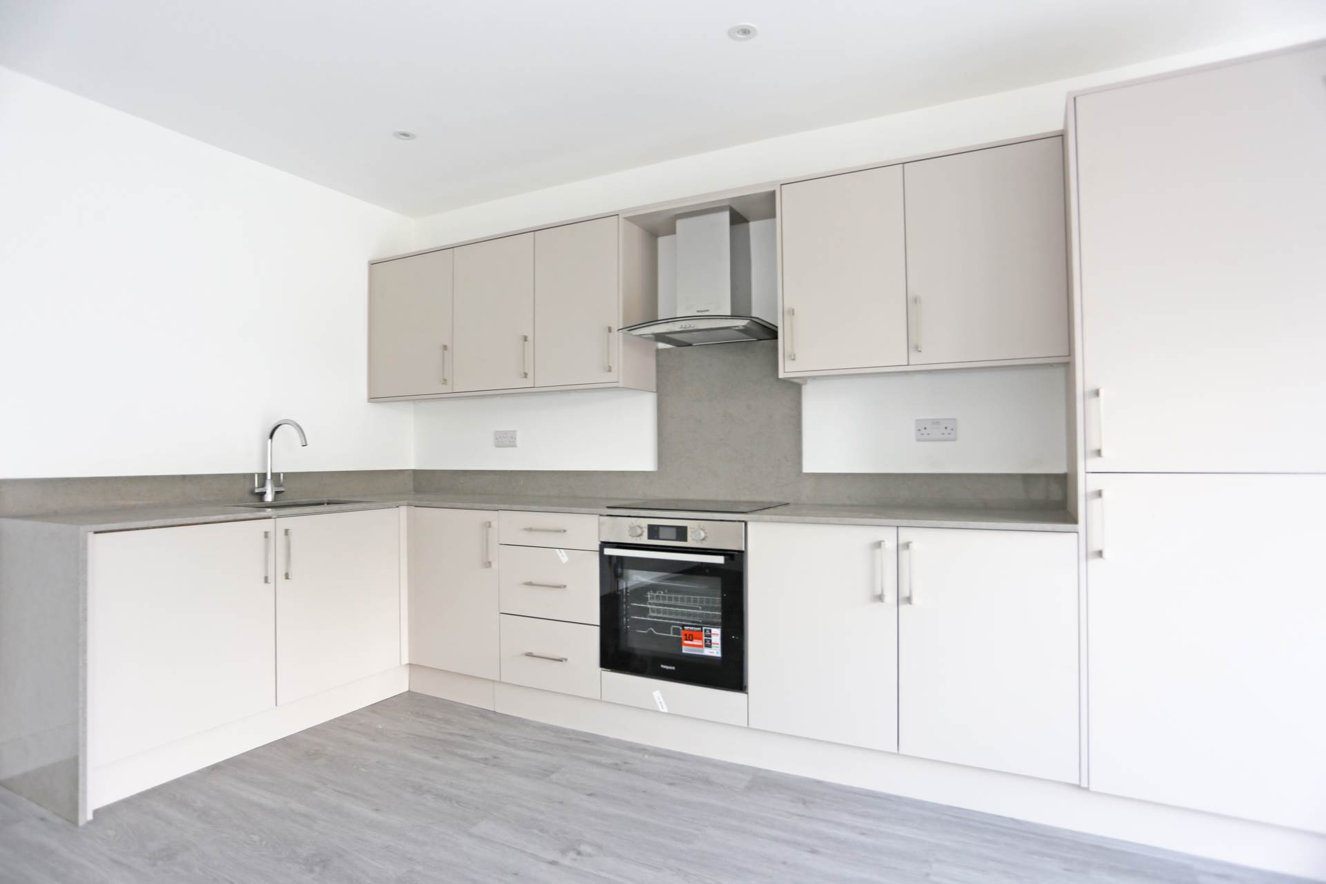 Edmund Road, Rainham, RM13, Image 4