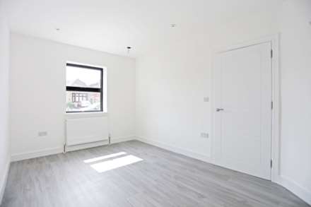 Edmund Road, Rainham, RM13, Image 5
