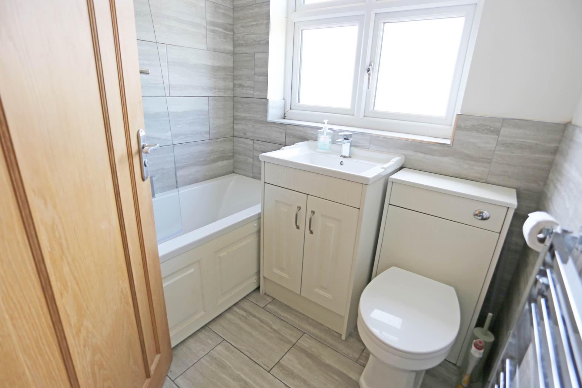 South Hall Drive, Rainham, RM13, Image 10