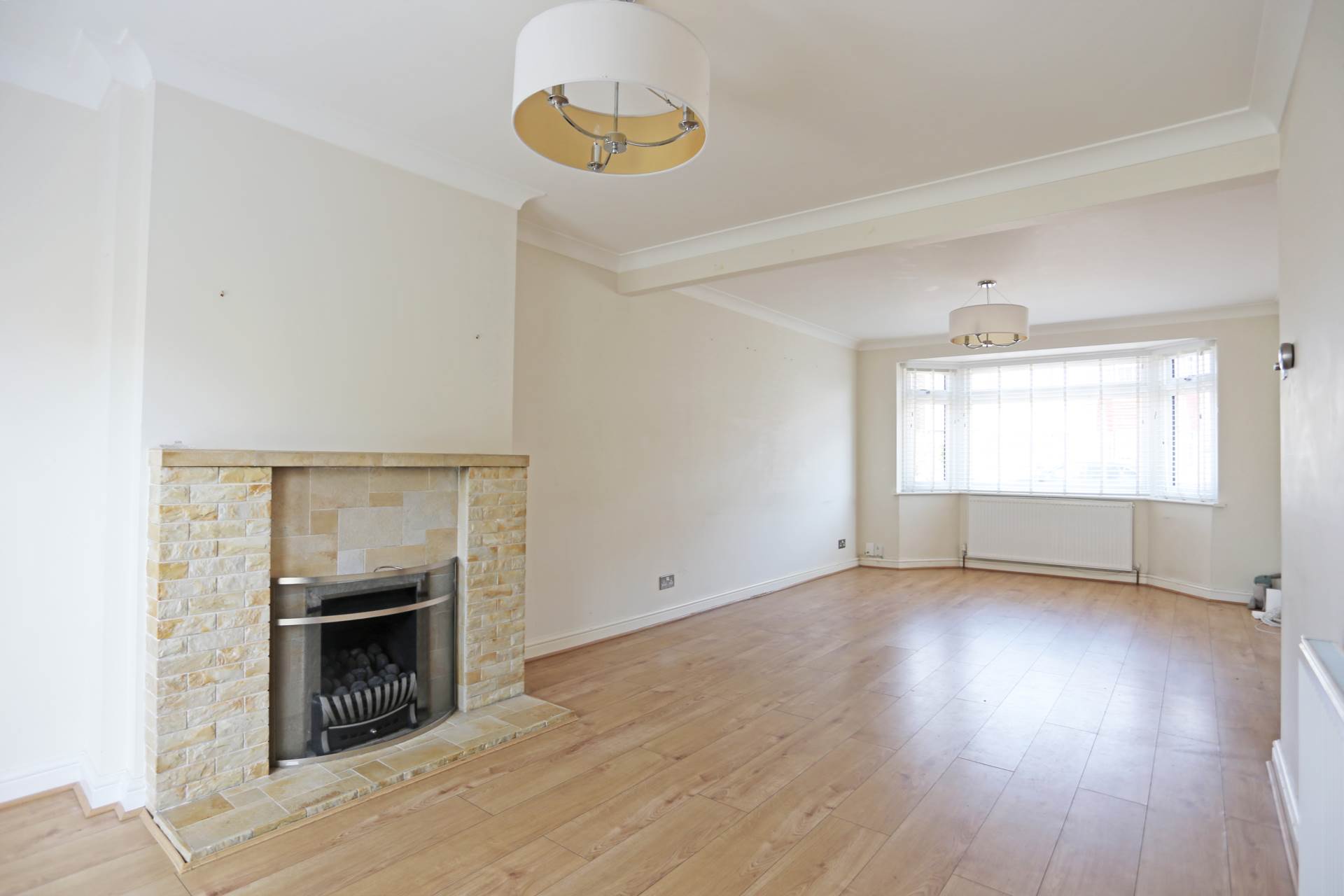 South Hall Drive, Rainham, RM13, Image 3