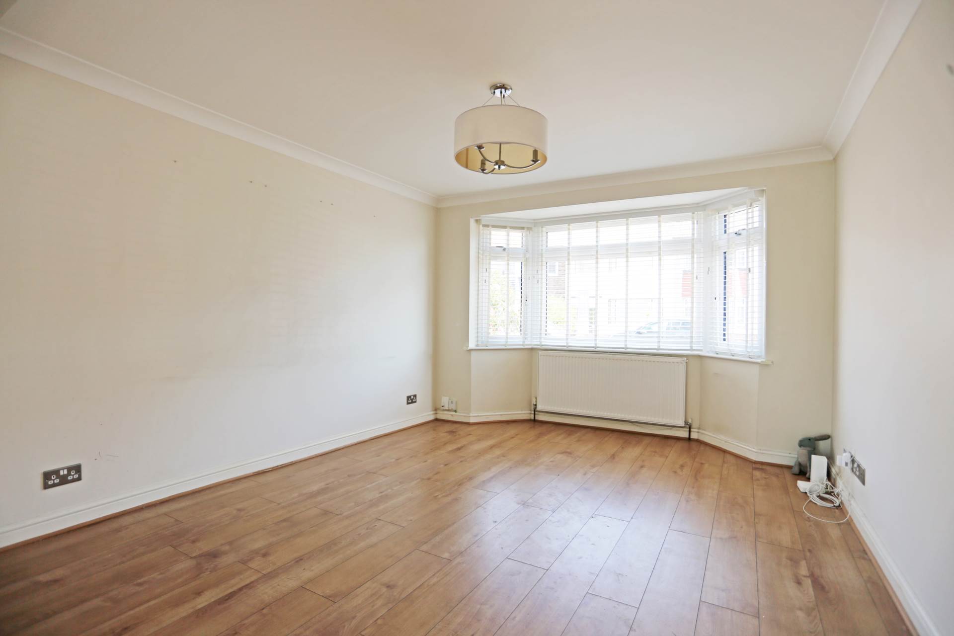 South Hall Drive, Rainham, RM13, Image 5