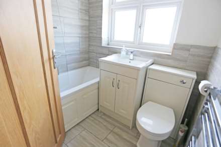 South Hall Drive, Rainham, RM13, Image 10