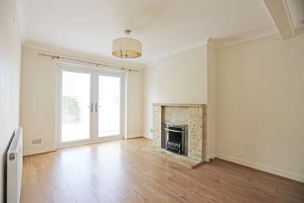 South Hall Drive, Rainham, RM13, Image 4