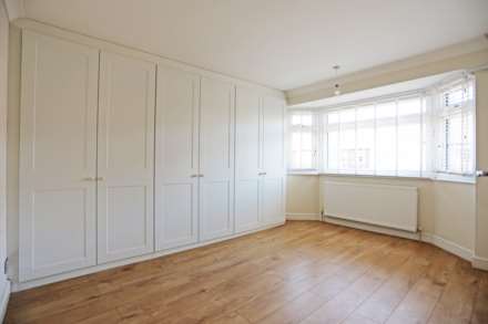 South Hall Drive, Rainham, RM13, Image 8